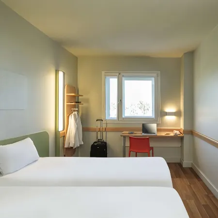 Ibis Budget Malaga Aeropuerto Avenida Velazquez