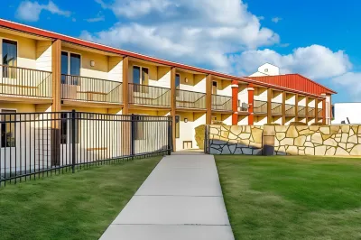 Countryside Suites Kansas City Independence I-70 East Sports Complex Hotel Hotels in Independence