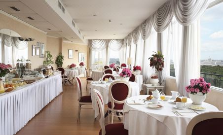 Hotel Eliseo - Housity