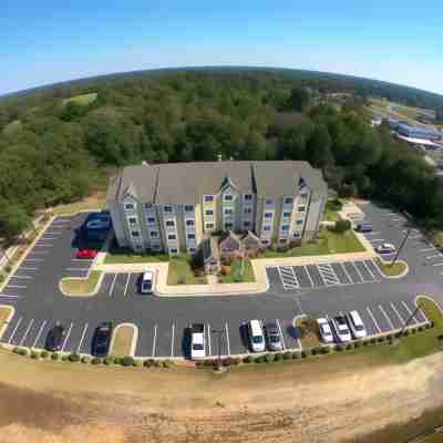 Microtel Inn & Suites by Wyndham Searcy Hotel Exterior