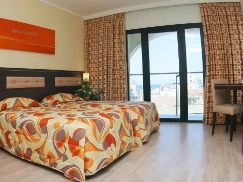 Livadhiotis City Hotel