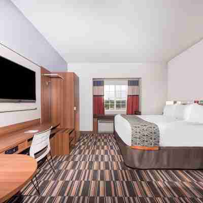 Microtel Inn & Suites by Wyndham Sweetwater Rooms