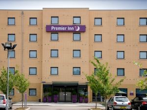 Premier Inn Stevenage Central