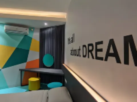 Alexander Hotel Tegal Hoteles en Tegal