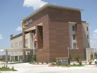 La Quinta Inn & Suites by Wyndham San Marcos Outlet Mall