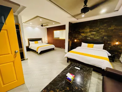 12th Avenue Hotels in 