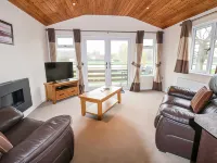 Oak Lodge Hotels in 