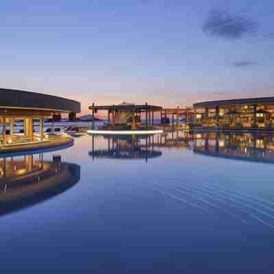 Mandarin Oriental, Costa Navarino Hotel Exterior