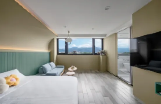 QuHua Sweety B&B Hotels in Dongshan Township