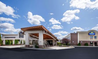 Days Inn & Suites by Wyndham Rochester Hills MI