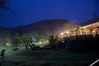 朝霧山莊 雲雀