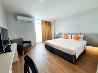 โรงแรมเอ็ม เจ เดอะมาเจสติค โรงแรมในสกลนคร