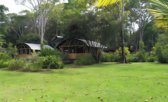 Lirio Lodge