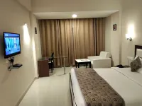 Naman Heights Hotels in Джагдалпур