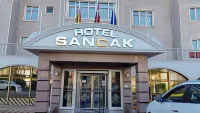 산칵 호텔 Camcıoğlu Beach 주변 호텔