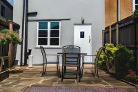 نمبر 8 أكوموديشن فنادق في تشيبستو