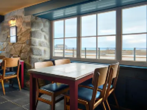 Lifeboat Inn Hotels in St Ives