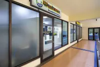 Penthouse Condo Unit Near Airport Naia Hotels near Shopwise