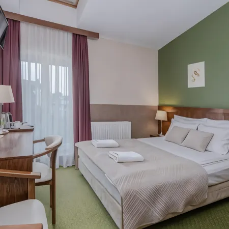 Hotel Yarden by Artery Hotels Отели рядом с достопримечательностью «Лобзув»