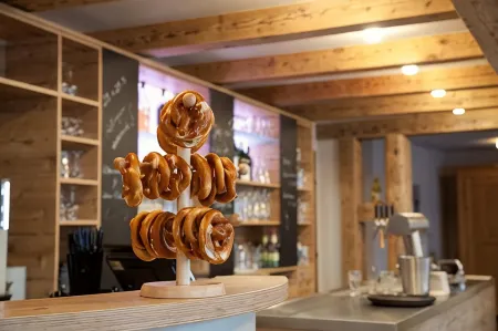 Landhotel Zur Bretzel Отели в г. Шафхайм