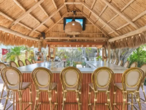 Tropical Cottages Hotels in Marathon