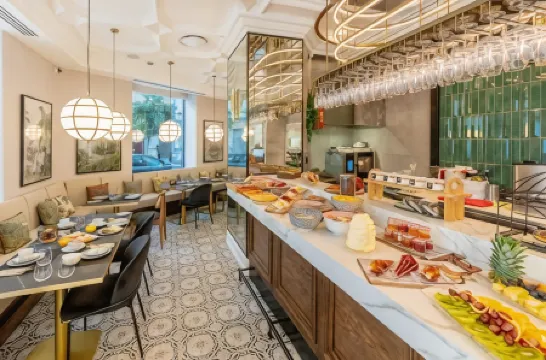 L&H Gran Vía Valencia Отели в г. Валенсия