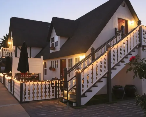 New Haven Inn Exterior Photos