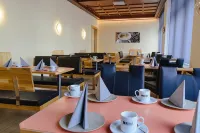 Hotel Drei Kreuz فنادق في Sankt Leonhard
