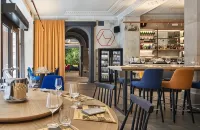 The Modernist Hotel - breakfast
