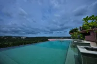 Pushpak Grande - Pools