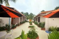 Evila Inn - Thoddoo - parking