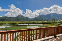 Teras Sawah Guest House Syariah - Mountain view