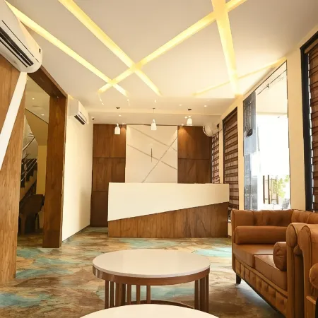 Hotel Embassy