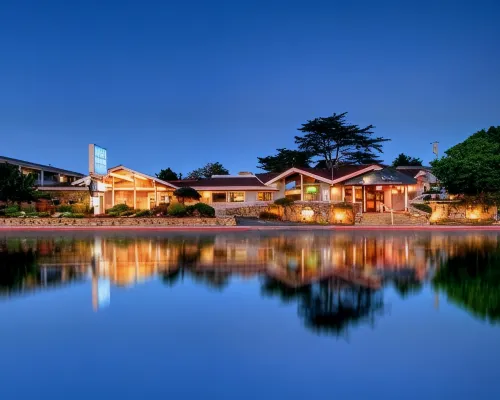 Monterey Bay Lodge Hotels in Monterey