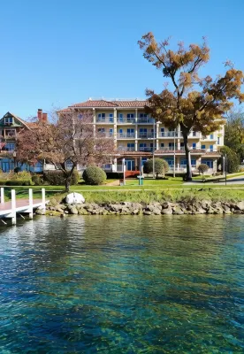 Bella Vista Suites Lake Geneva Hotels near Lake Geneva Shore Path