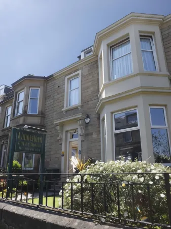 Abbotsford Guest House Отели рядом с достопримечательностью «Edinburgh Printmakers Workshop & Gallery»