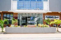 Hotel Presidente Beach Salinas Hotel di 