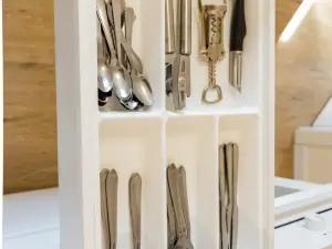 Stylish Apartment with Free Parking