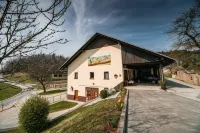 Farm Stay Ana Hotels in Ivancna Gorica