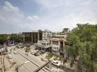 The Signature by Hotel BB Palace Hotels near Karol Bagh