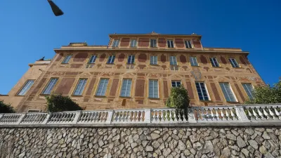 Virgilio 2 - Villa Bice Hôtels à proximité de : Bagni Alexandra