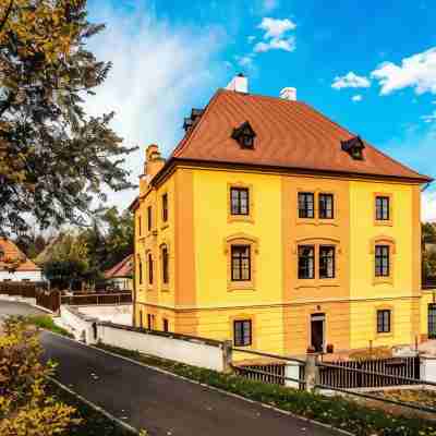Vila Lovců králových Hotel Exterior