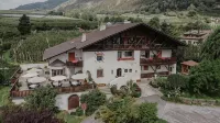 Feldgärtenhof Hotels in Silandro
