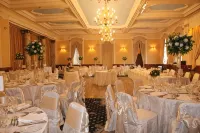 Golden Lion Hotel Hotel di Alloa