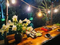 The Wooden Gate Hotels in Ninh Tiến