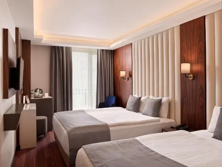 Shining Star Hotel
