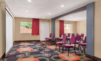 Ramada by Wyndham San Antonio Near SeaWorld/Lackland AFB