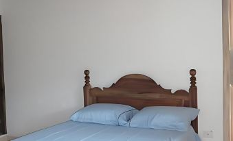 Sergeant Pepper's Hostel