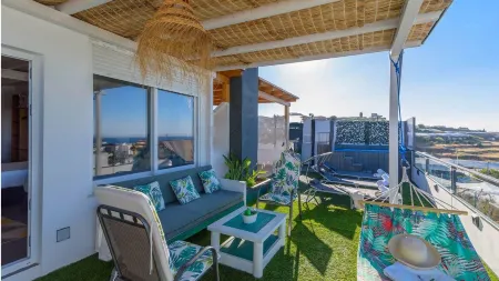 Apartamento y Estudio Torre Vigía