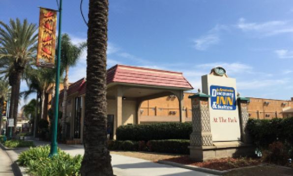 Anaheim Discovery Inn and Suites
